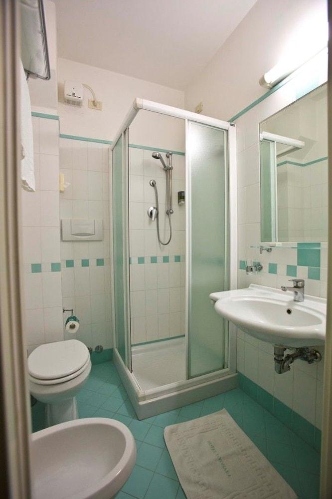 Hotel Brezza Rimini Dış mekan fotoğraf